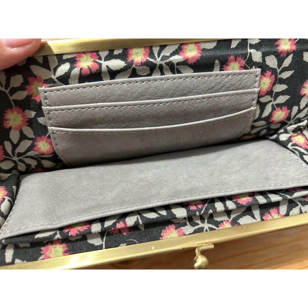Urban Expressions Gray Vegan Leather Kiss Lock Wallet Floral Lining Minimal - Picture 3 of 8